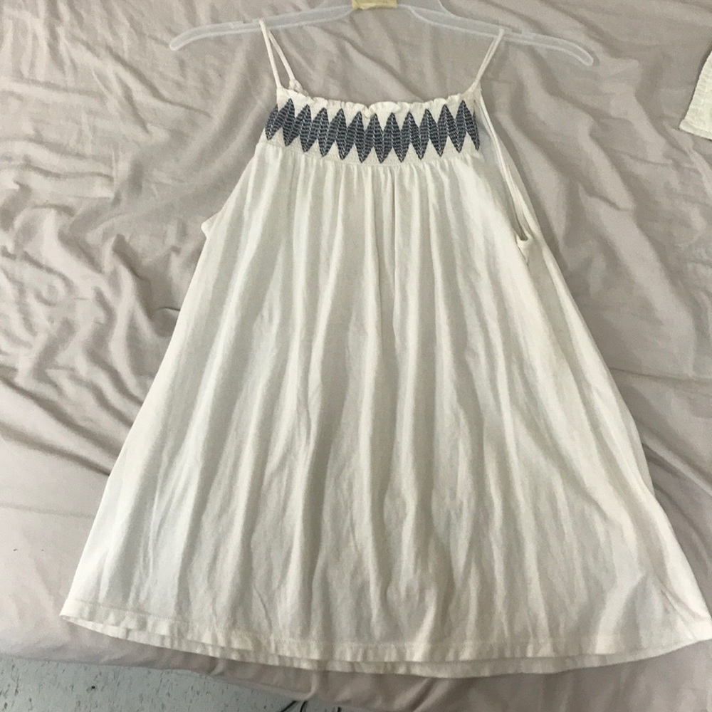 Cute old navy tank top